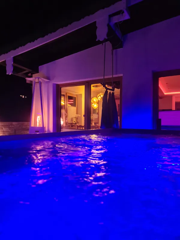 Rechtes Bild zu 20.00 Uhr