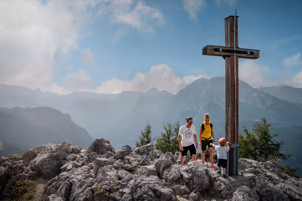 Linkes Bild zu 11.00 Uhr